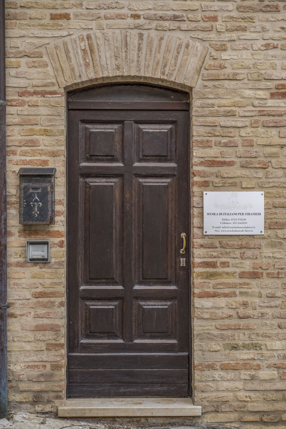 A door of a language school in Italy